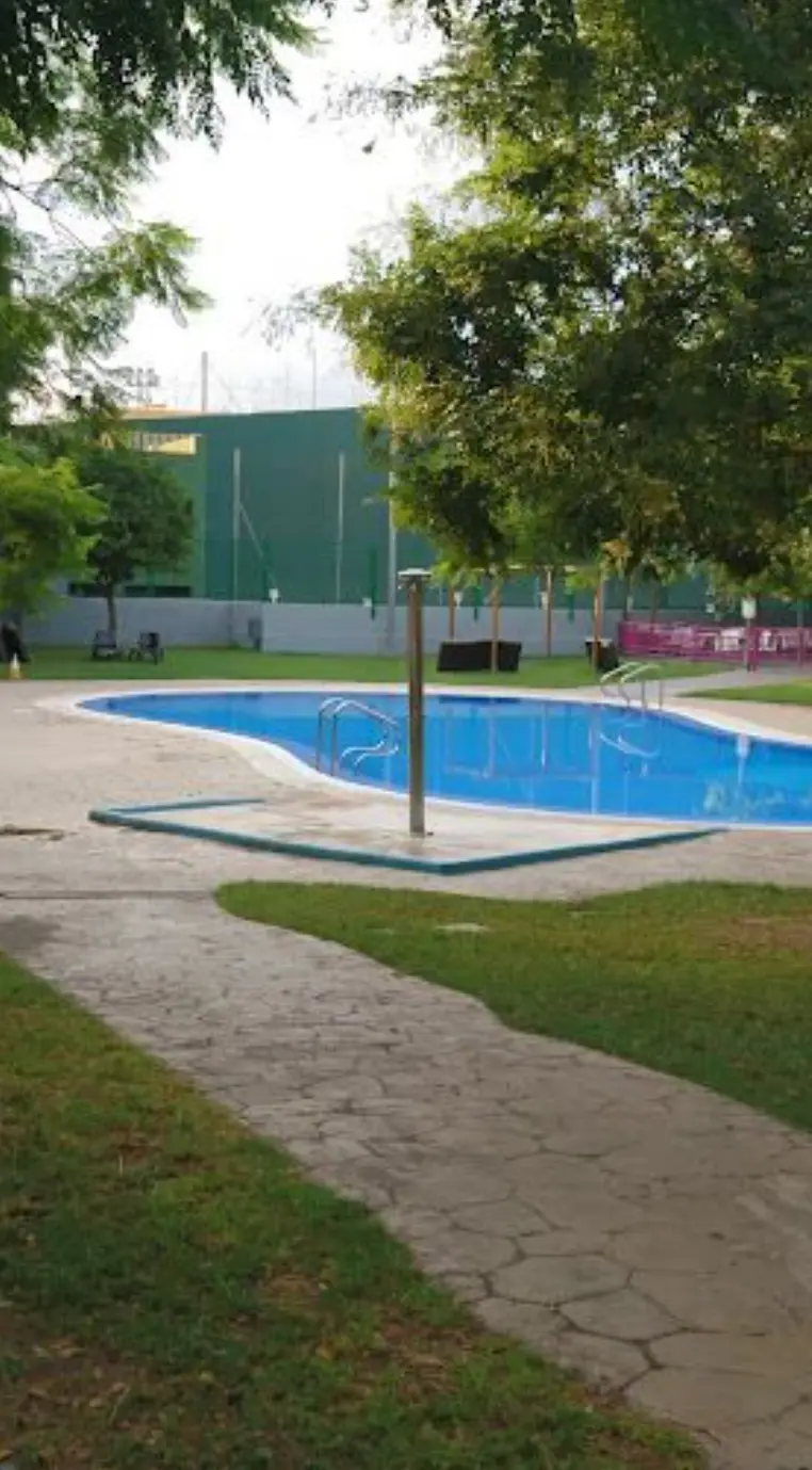 Jardín Piscina de Verano Quart
